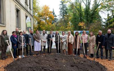 Spatenstich des Naturparkzentrum Steigerwald in Scheinfeld im Rahmen des Holztages 2026. Bildnachweis: Fotografie Katzenberger